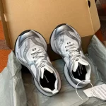 BALENCIAGA CIRCUIT SNEAKER – BLA098