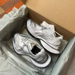 BALENCIAGA CIRCUIT SNEAKER – BLA098