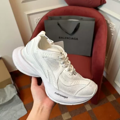 BALENCIAGA CIRCUIT SNEAKER – BLA100