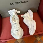 BALENCIAGA CIRCUIT SNEAKER – BLA100