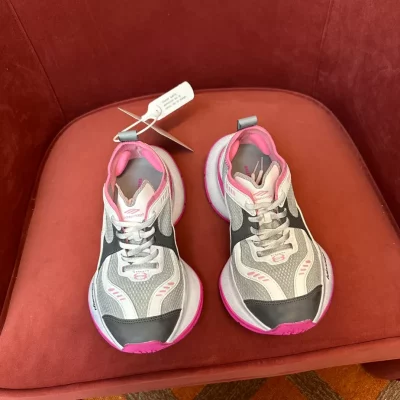 BALENCIAGA-CIRCUIT-SNEAKER-BLA115-8-1.webp
