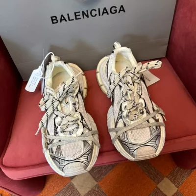 BALENCIAGA-MENS-3XL-SNEAKER-BLA096-6-1.webp