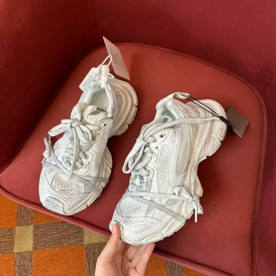 BALENCIAGA MEN’S 3XL SNEAKER – BLA108