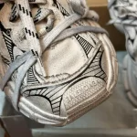 BALENCIAGA MEN’S 3XL SNEAKER – BLA109