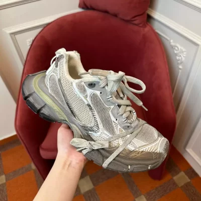 BALENCIAGA MEN’S 3XL SNEAKER – BLA111