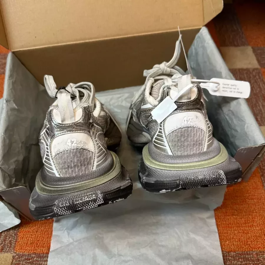 BALENCIAGA MEN’S 3XL SNEAKER – BLA111