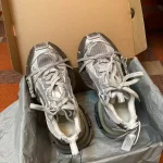 BALENCIAGA MEN’S 3XL SNEAKER – BLA111