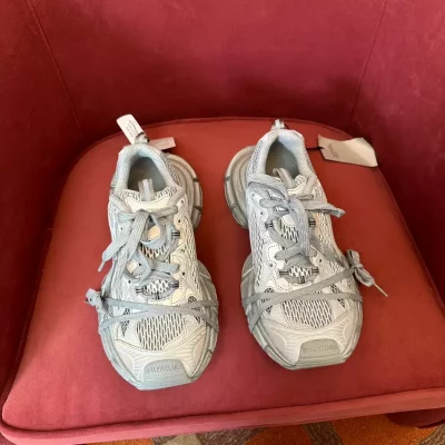 BALENCIAGA-MENS-3XL-SNEAKER-BLA113-6-1.webp