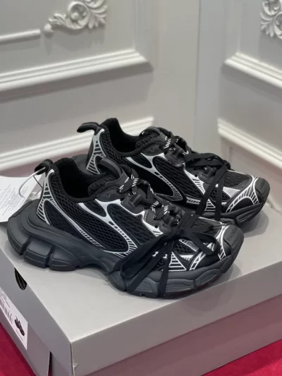 BALENCIAGA MEN’S 3XL SNEAKER – BLA119