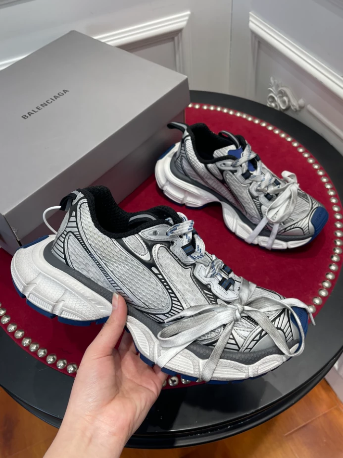 BALENCIAGA MEN’S 3XL SNEAKER – BLA122