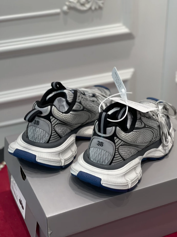 BALENCIAGA MEN’S 3XL SNEAKER – BLA122