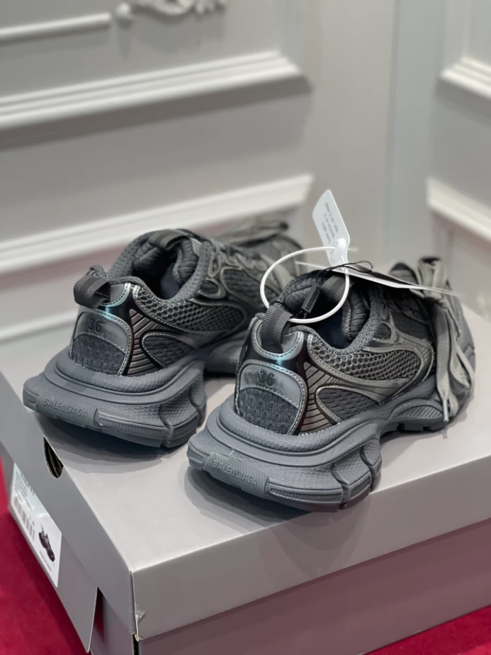 BALENCIAGA MEN’S 3XL SNEAKER – BLA123