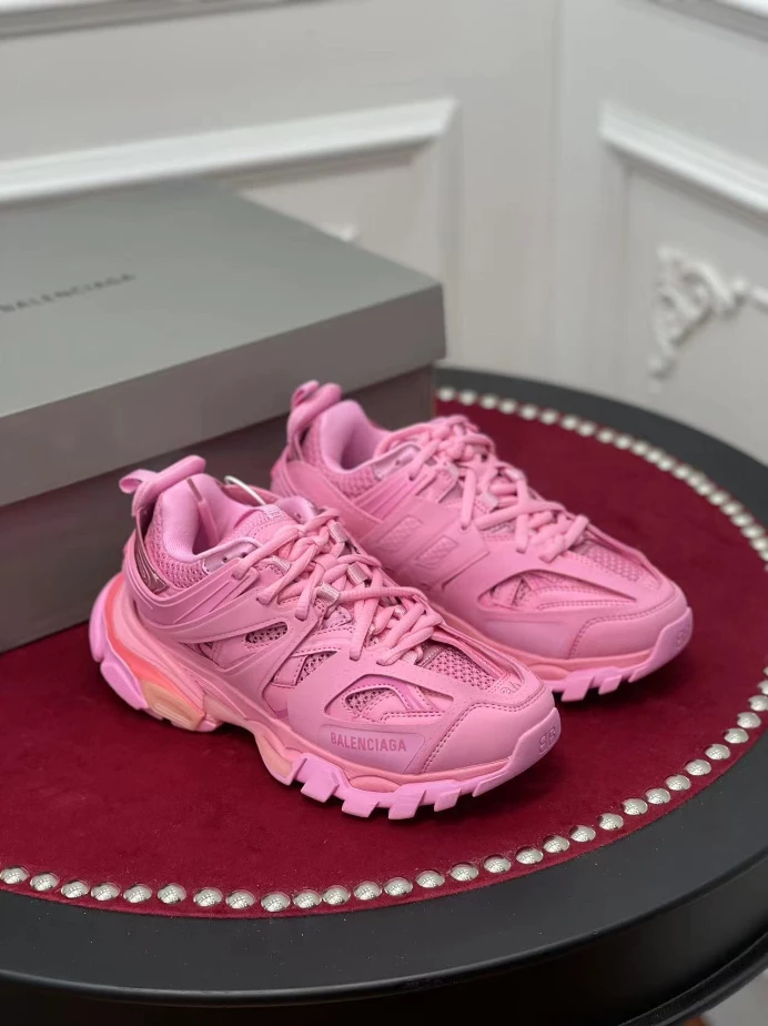 BALENCIAGA TRACK SNEAKER – BLA125