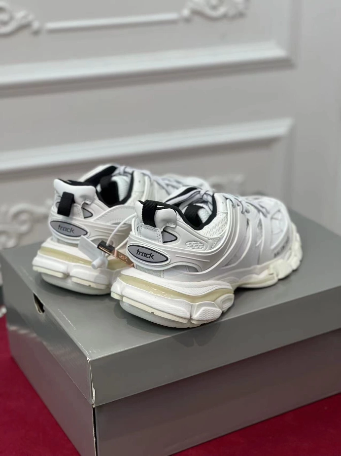 BALENCIAGA TRACK SNEAKER – BLA126