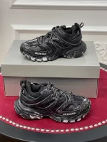 BALENCIAGA TRACK SNEAKER – BLA127