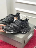 BALENCIAGA TRACK SNEAKER – BLA127