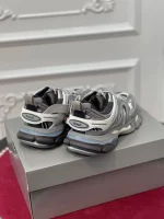 BALENCIAGA TRACK SNEAKER – BLA129