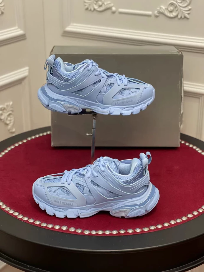 BALENCIAGA TRACK SNEAKER – BLA131