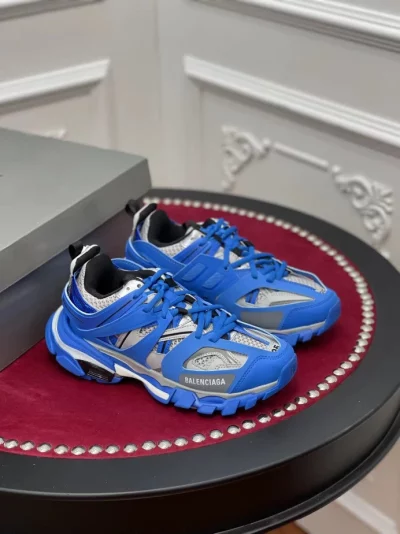 BALENCIAGA-TRACK-SNEAKER-BLA136-6-1.webp