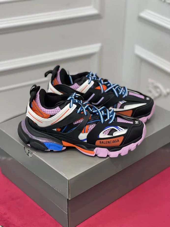 BALENCIAGA TRACK SNEAKER – BLA140