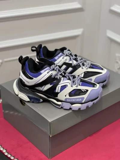BALENCIAGA TRACK SNEAKER – BLA142