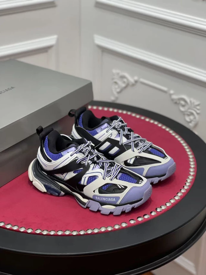BALENCIAGA TRACK SNEAKER – BLA142