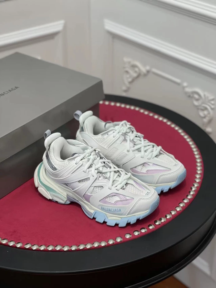 BALENCIAGA TRACK SNEAKER – BLA149