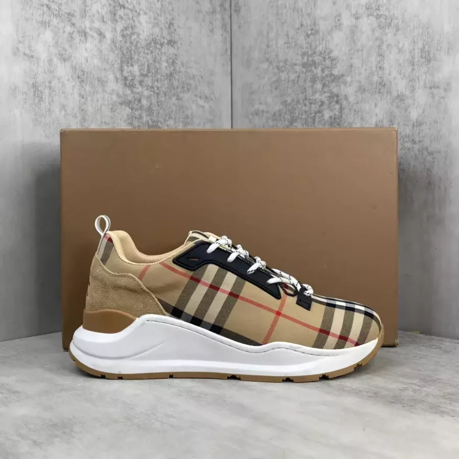 BURBERRY PLATFORM SNEAKERS – BBR058