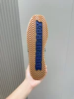 BURBERRY CANVAS STRAW BUCKET – BBR040