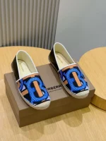 BURBERRY CANVAS STRAW BUCKET – BBR041