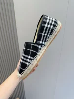 BURBERRY CANVAS STRAW BUCKET – BBR043