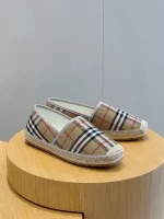 BURBERRY CANVAS STRAW BUCKET – BBR045