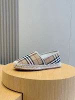 BURBERRY CANVAS STRAW BUCKET – BBR045