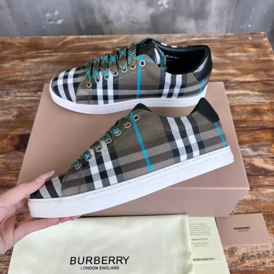BURBERRY CHECK AND LEATHER SNEAKERS – BBR074