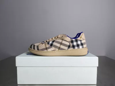 BURBERRY-CHECK-TERRACE-SNEAKERS-BBR037-10-1.webp