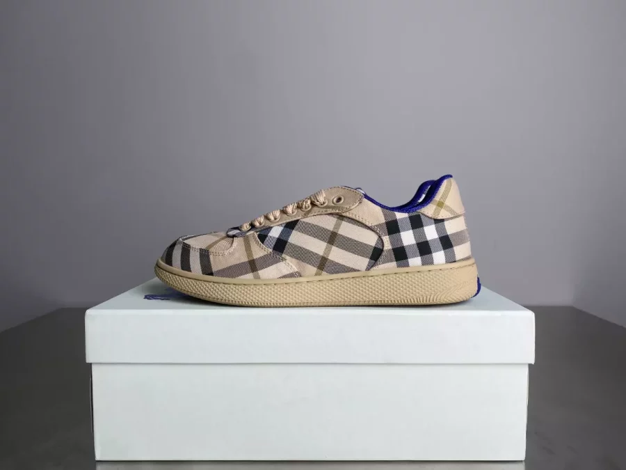 BURBERRY CHECK TERRACE SNEAKERS – BBR037