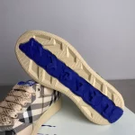 BURBERRY CHECK TERRACE SNEAKERS – BBR037