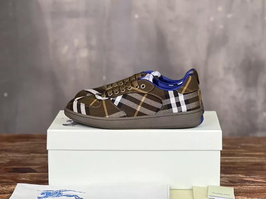 BURBERRY CHECK TERRACE SNEAKERS – BBR069