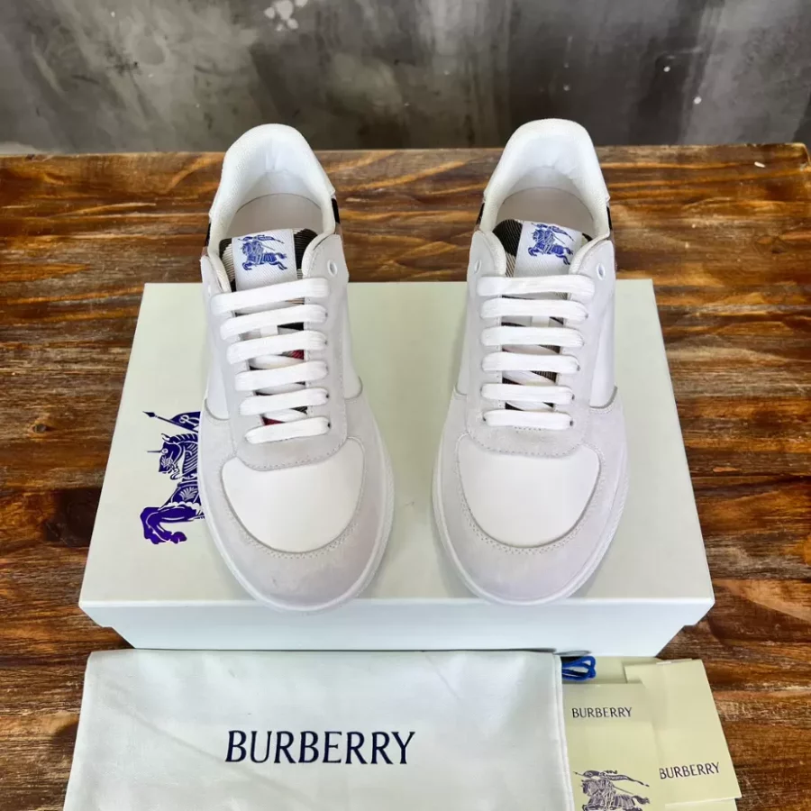 BURBERRY TERRACE SNEAKERS – BBR091