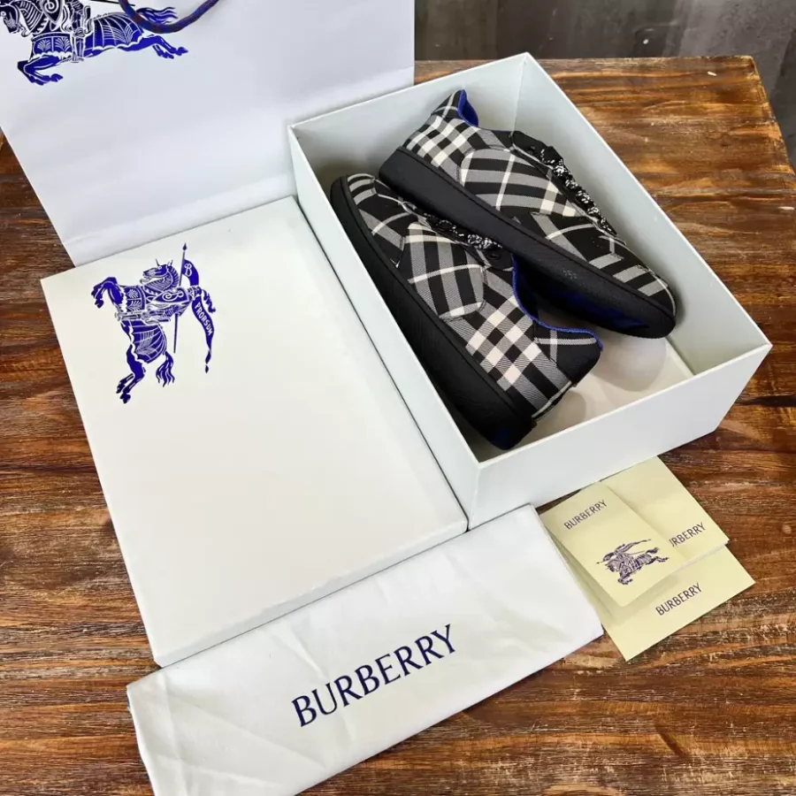 BURBERRY CHECK TERRACE SNEAKERS – BBR095