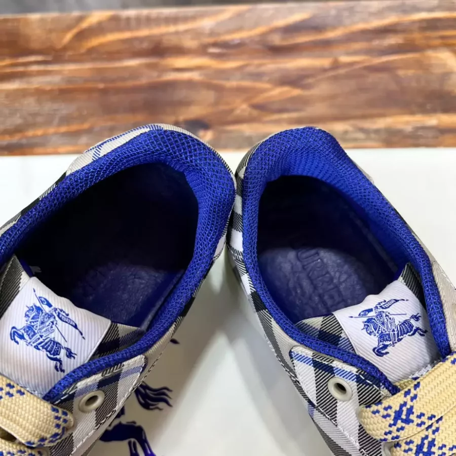 BURBERRY CHECK TERRACE SNEAKERS – BBR096
