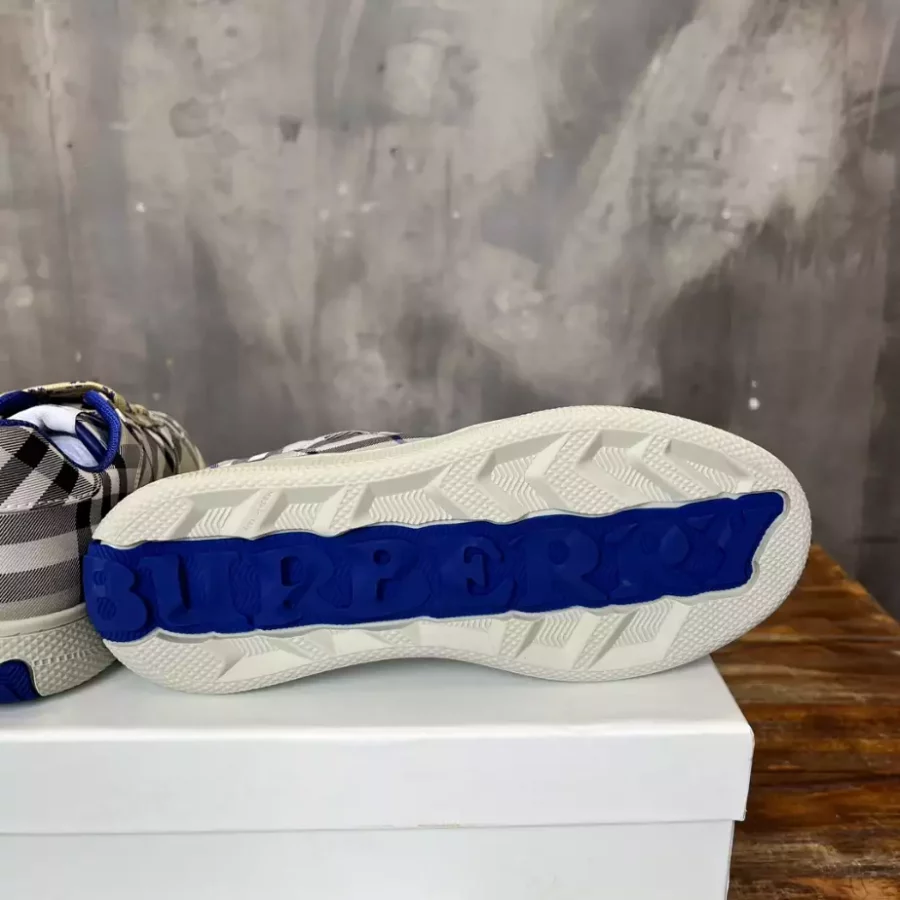 BURBERRY CHECK TERRACE SNEAKERS – BBR096