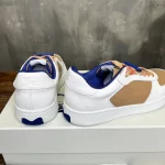 BURBERRY LEATHER SNEAKERS – BBR076