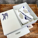 BURBERRY LEATHER SNEAKERS – BBR077
