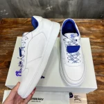 BURBERRY LEATHER SNEAKERS – BBR080