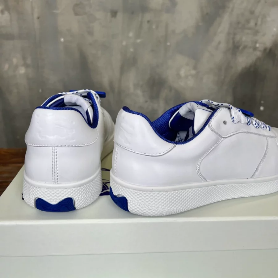 BURBERRY LEATHER TERRACE SNEAKERS – BBR086