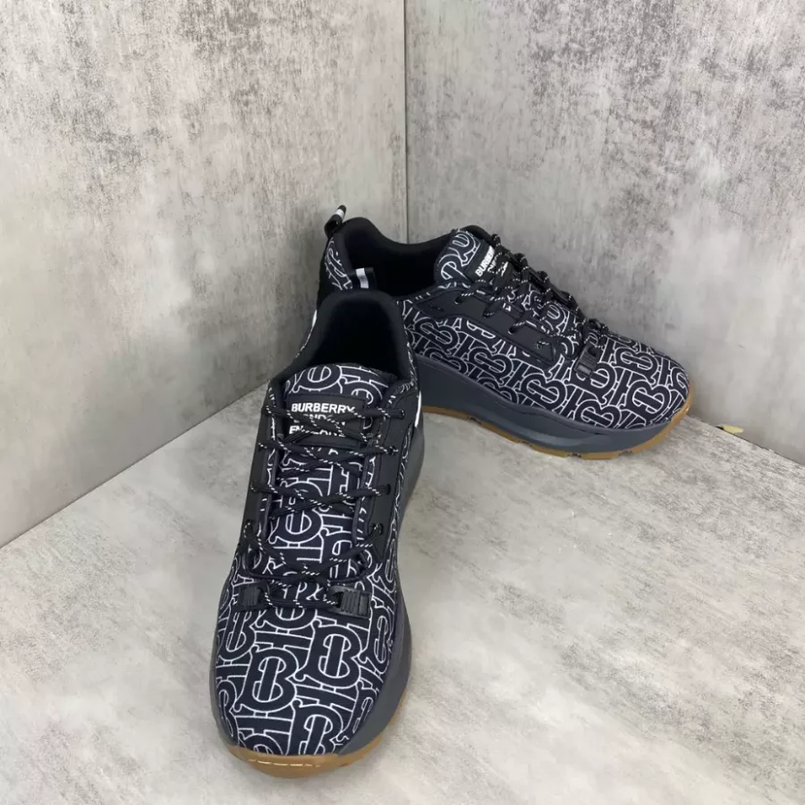 BURBERRY PLATFORM SNEAKERS – BBR059