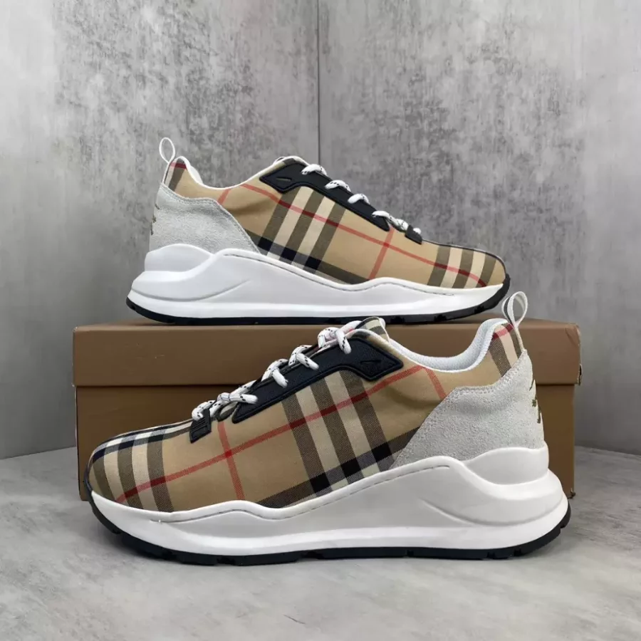 BURBERRY PLATFORM SNEAKERS – BBR061