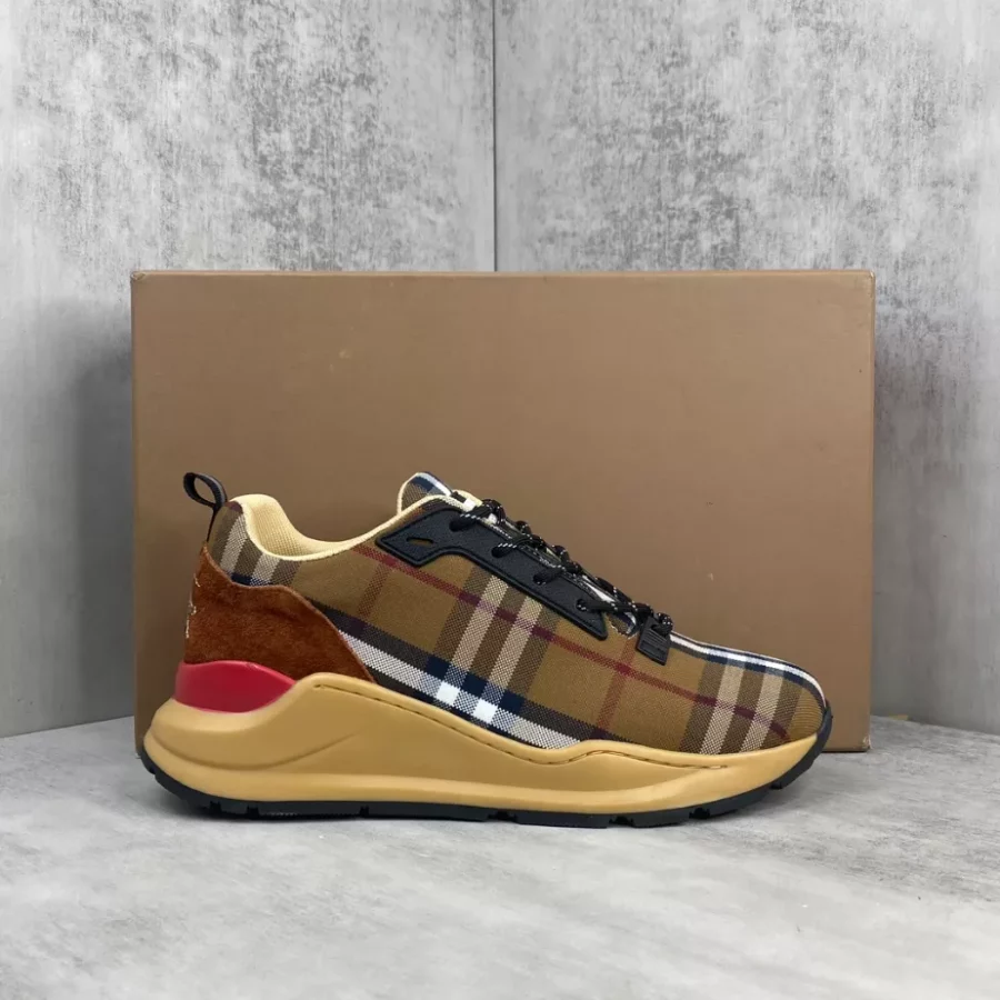 BURBERRY PLATFORM SNEAKERS – BBR062
