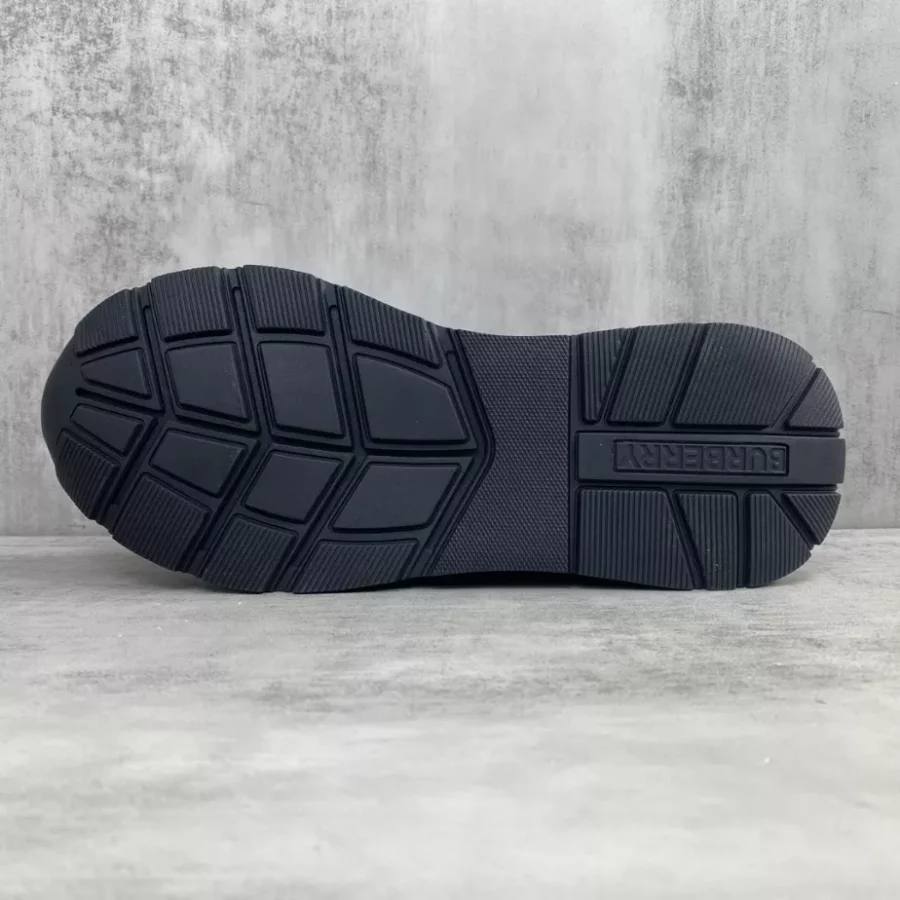 BURBERRY PLATFORM SNEAKERS – BBR062